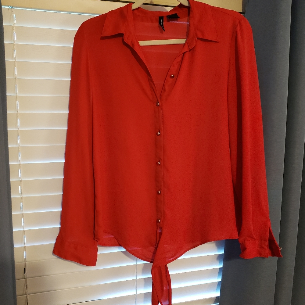Red tie bottom blouse